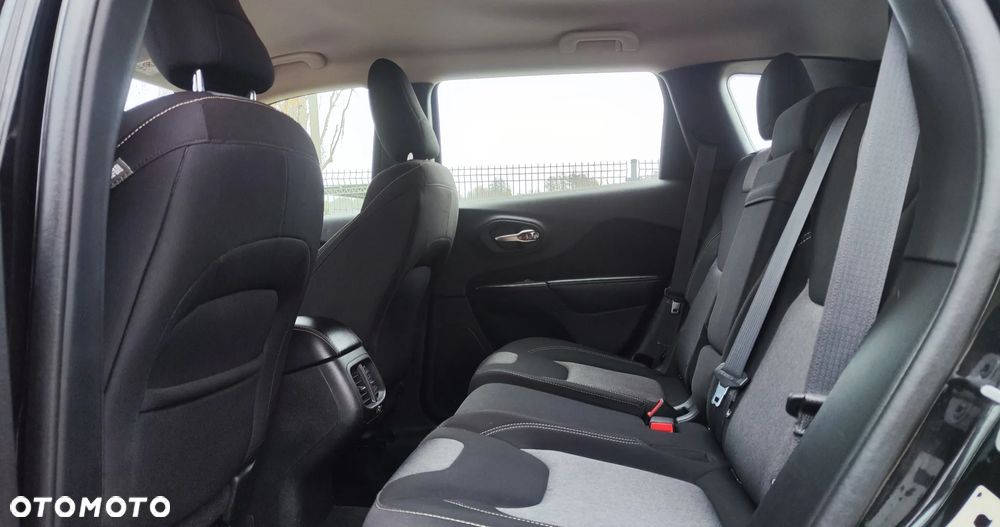 Jeep Cherokee 2.0 MJD Active Drive I Limited - 8