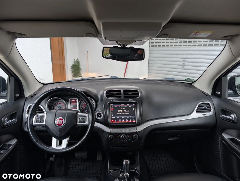 Fiat Freemont 2.0 Multijet 16V DPF Automatik Allrad Black Code - 14