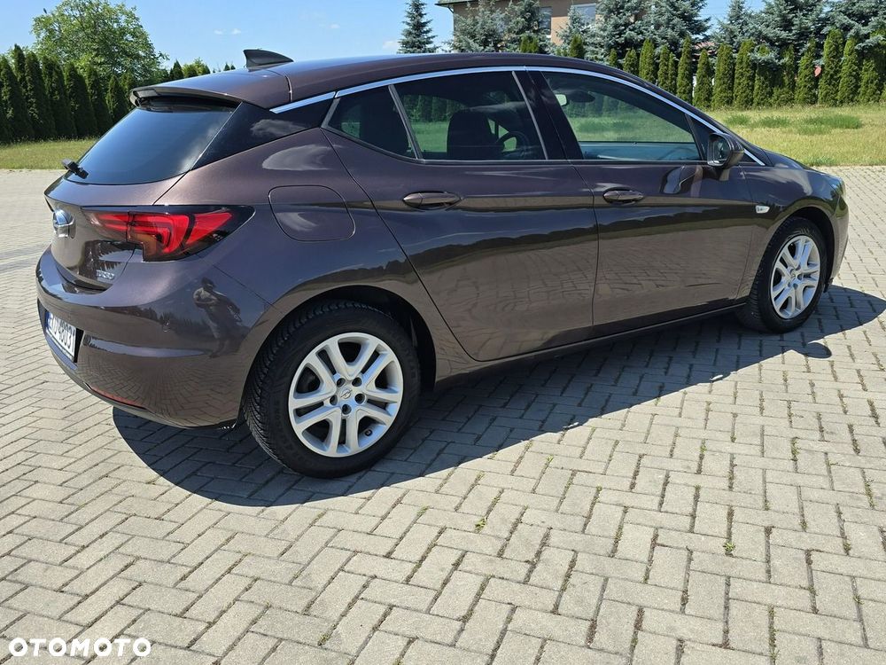Opel Astra - 10