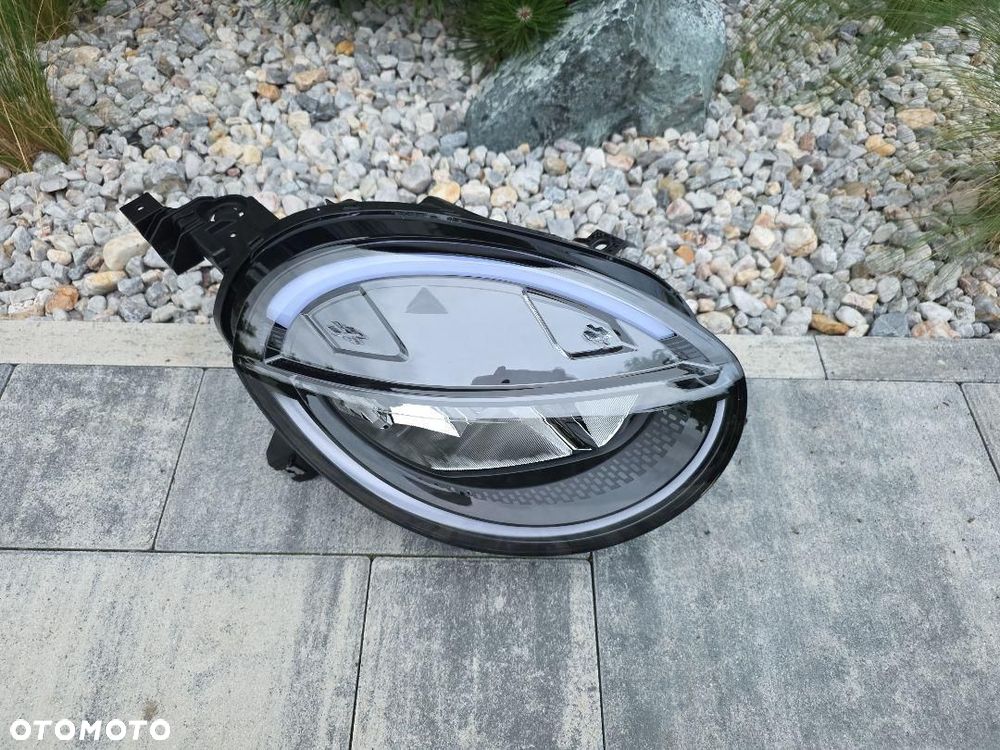 FIAT 600 Lampa prawa przód Kompletna Full Led H557R H08 52207557 - 2