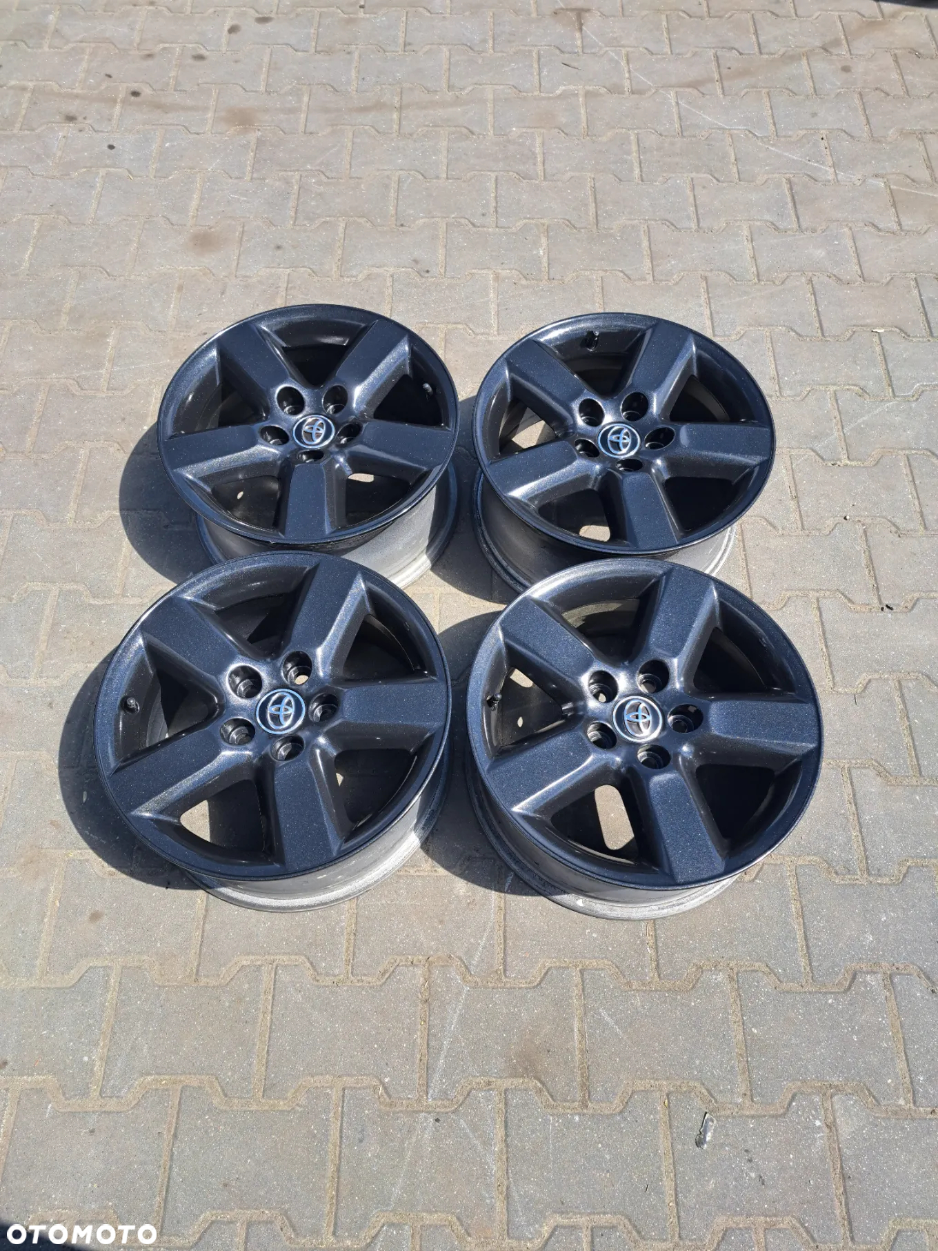 Alufelgi Toyota 16 cali 5x114.3 czarne - 3
