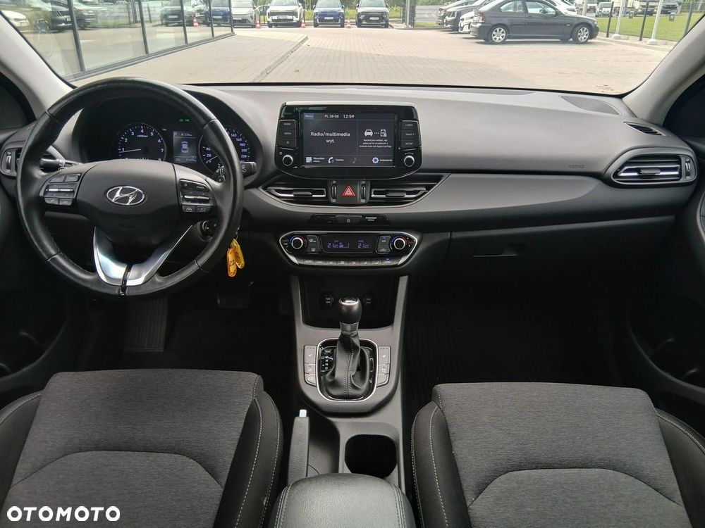 Hyundai i30 1.5 T-GDI 48V Smart DCT - 16