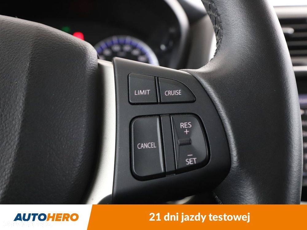 Suzuki SX4 - 25