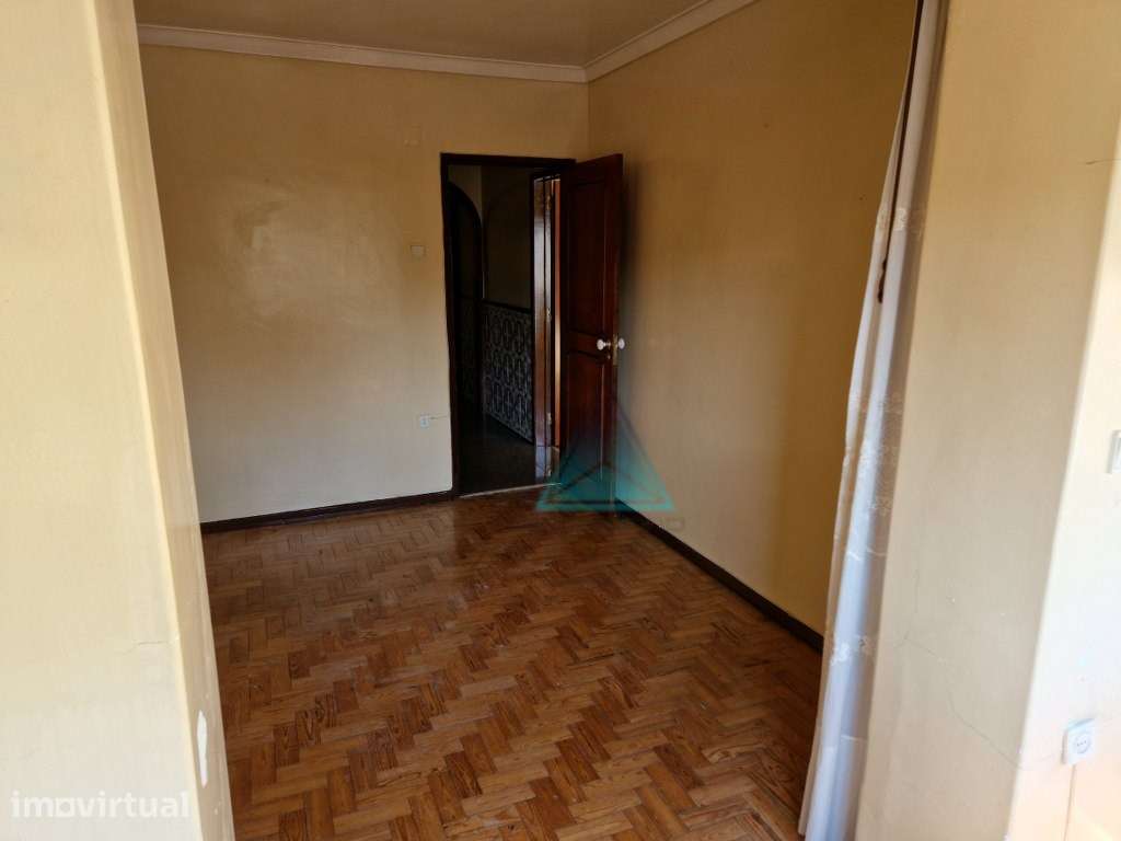 T3 Pontinha * * oportunidade * * Excelente Localização * * REMODELADO - Grande imagem: 4/18
