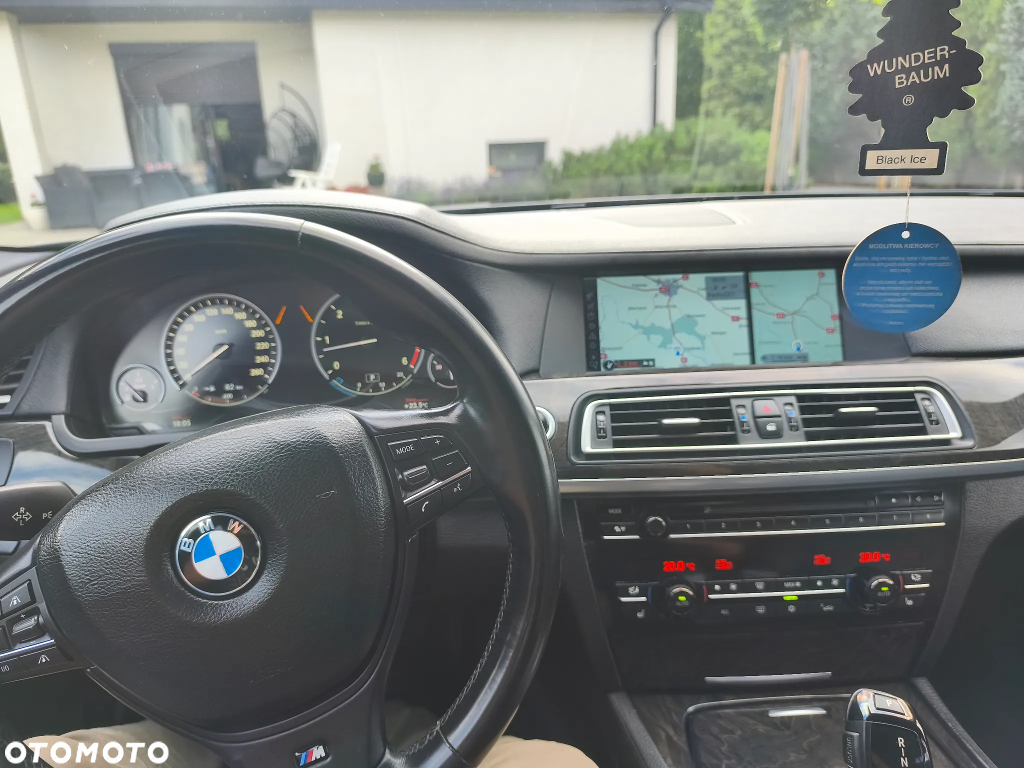 BMW Seria 7 740d xDrive - 14