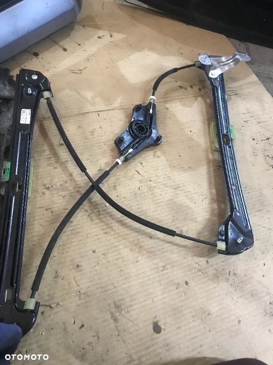 Mechanizm podnośnik szyby prawy przód VW GOLF VII 5G4837462H - 1