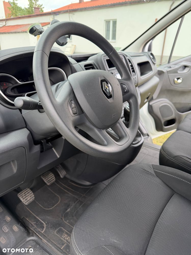 Renault Trafic - 8