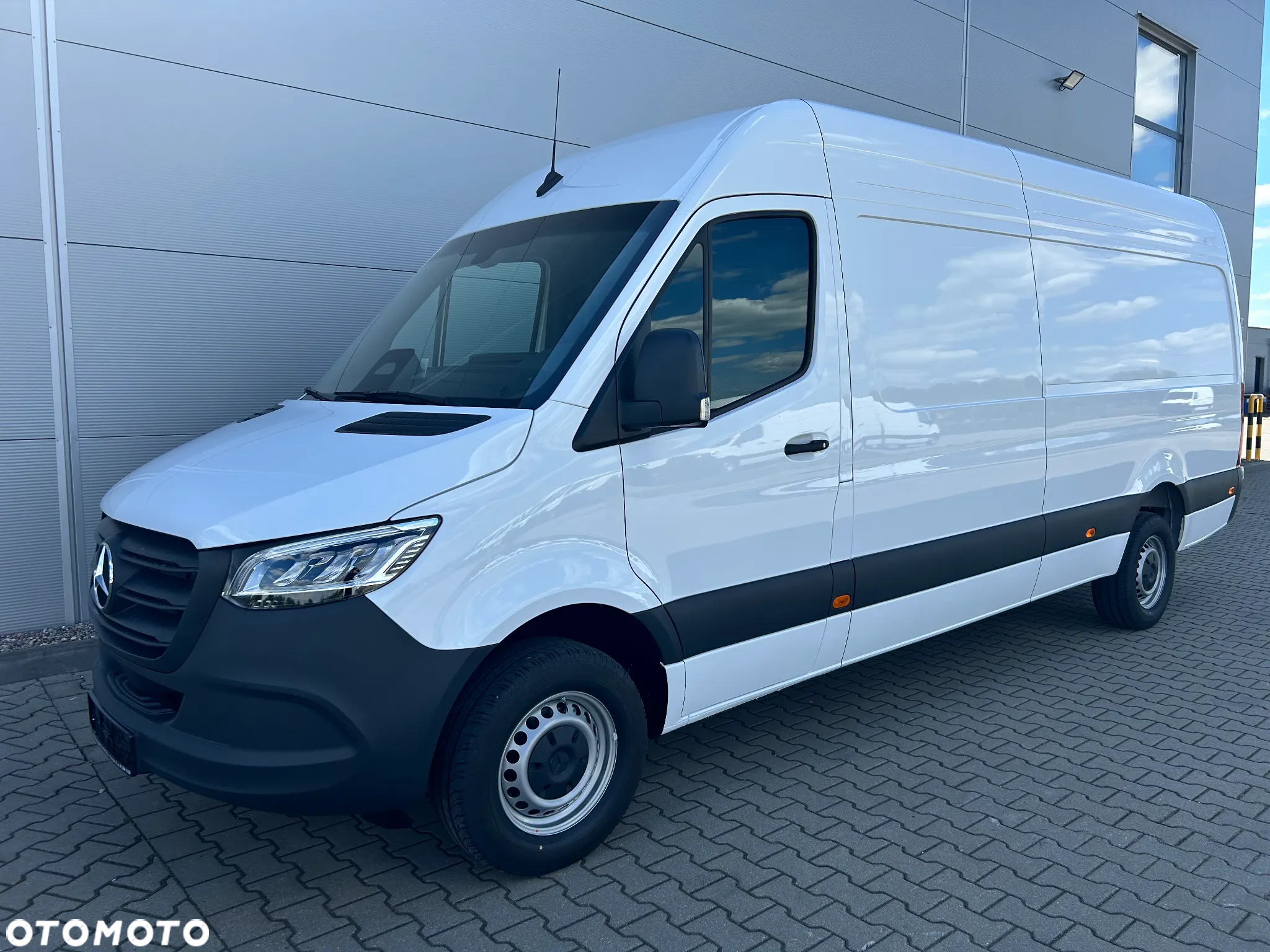 Mercedes-Benz SPRINTER 317 CDI FURGON DŁUGI - 2