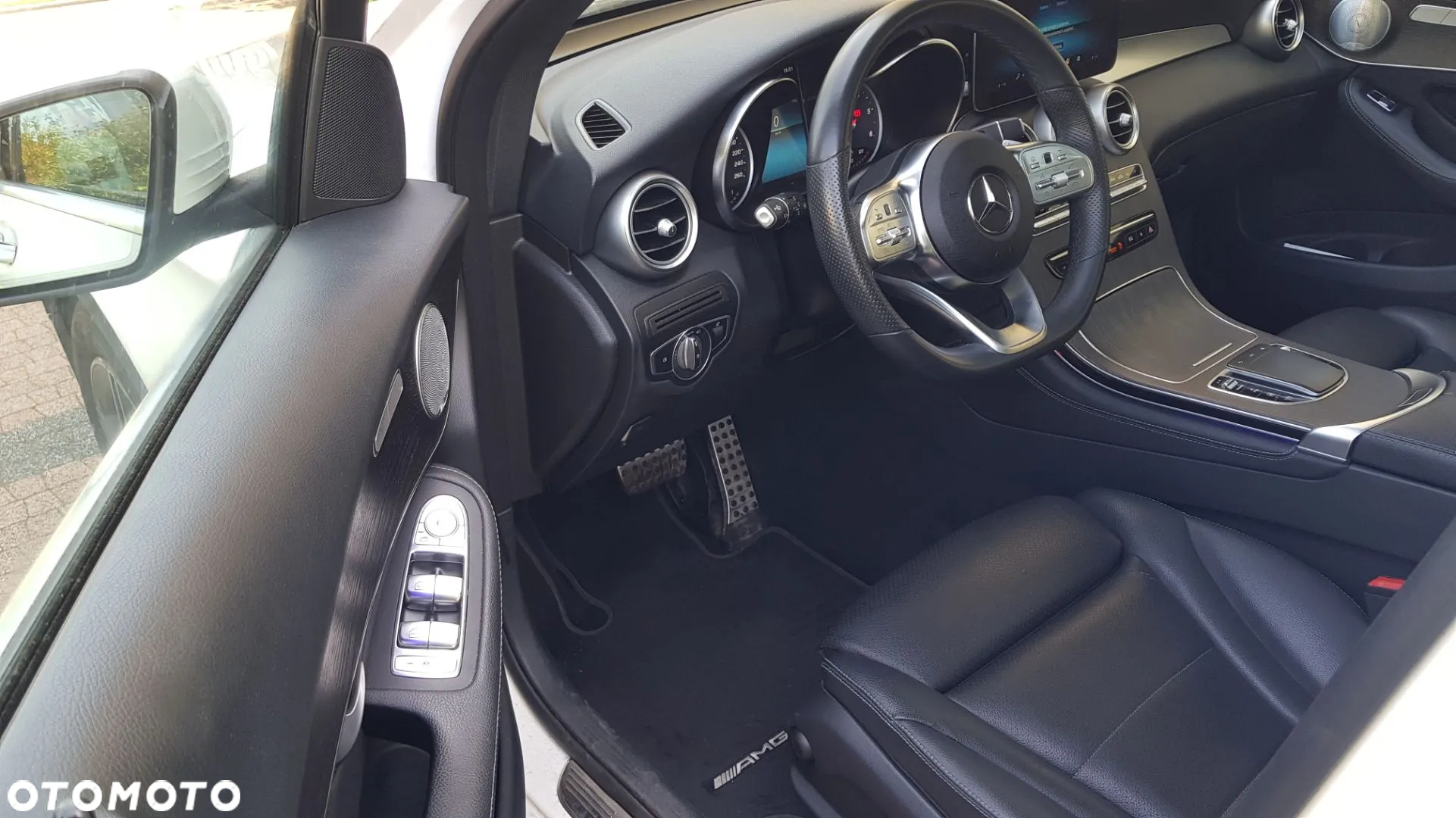 Mercedes-Benz GLC 220 d 4Matic 9G-TRONIC AMG Line Plus - 13
