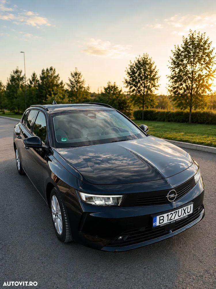 Opel Astra 1.2 Turbo Enjoy - 2