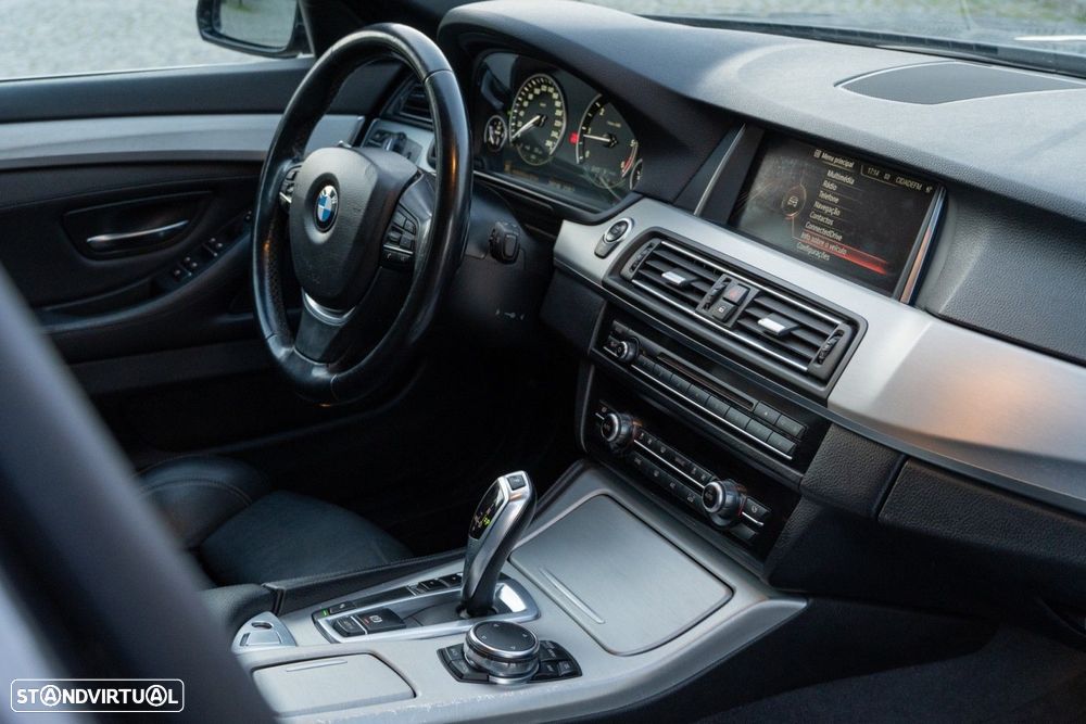 BMW 520 d Line Luxury Auto - 30