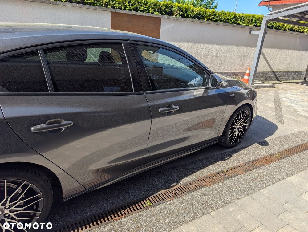 Ford Focus 1.5 EcoBlue ST-Line - 34