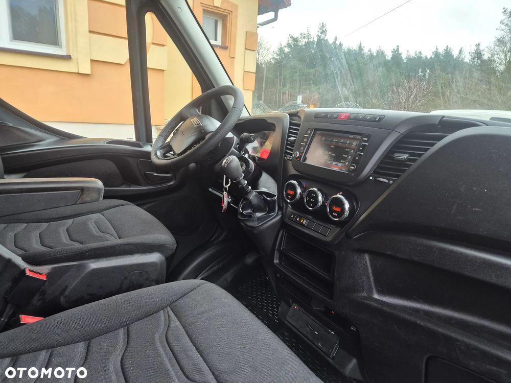 Iveco DAILY 35C17 170KM L3H2 KLIMA BLIZNIAK SUPER STAN NAVI - 16