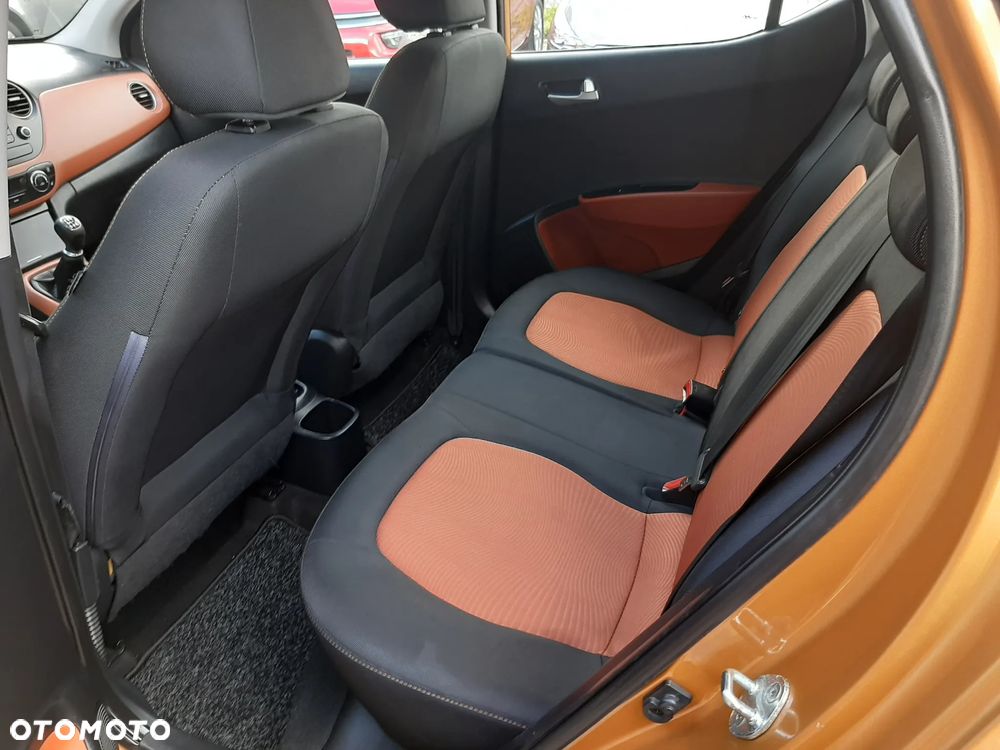 Hyundai i10 1.2 Passion Plus - 17