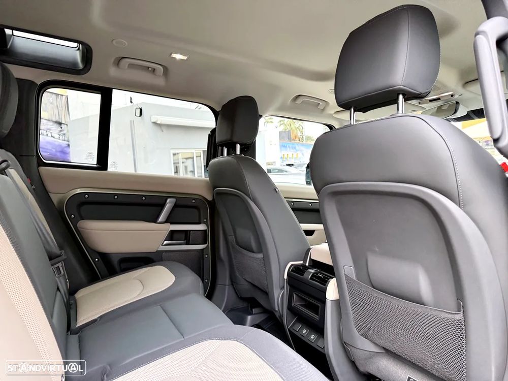 Land Rover Defender 2.0 P400e 110 AWD X-Dynamic SE - 32