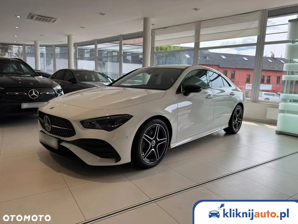 Mercedes-Benz CLA 200 AMG Line 7G-DCT - 2