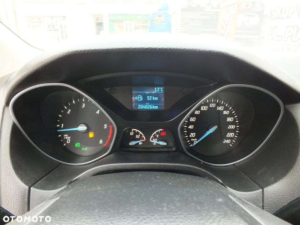 Ford Focus - 8