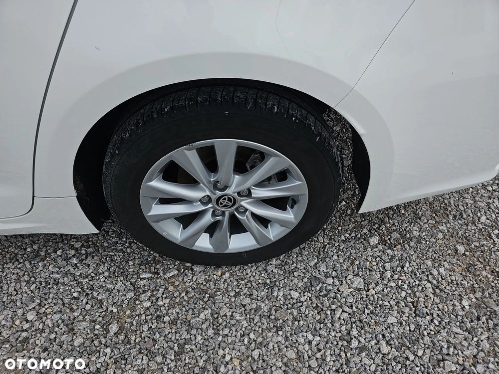 Toyota Corolla 1.8 Hybrid Comfort - 26