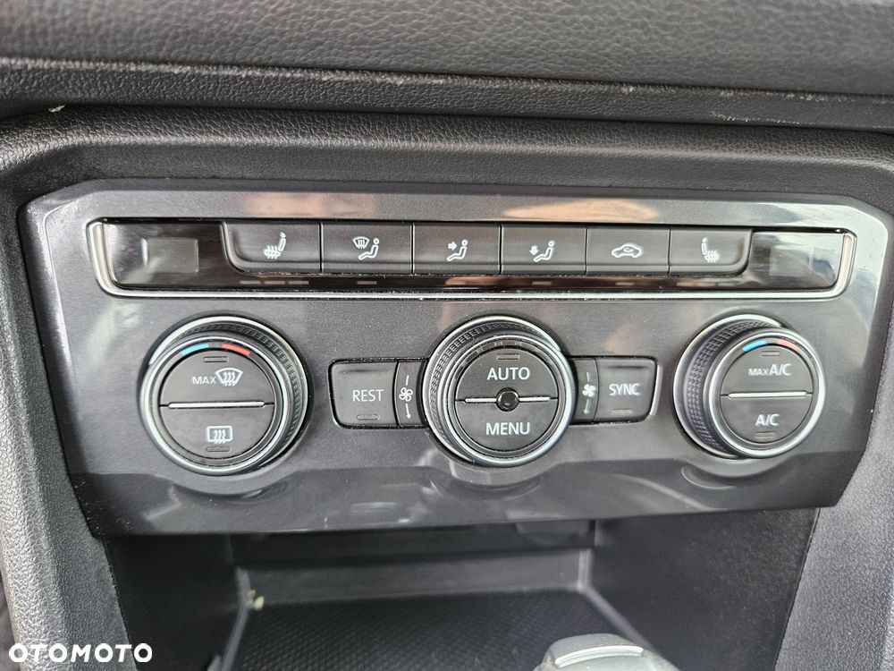 Volkswagen Tiguan 2.0 TDI SCR 4Motion (BlueMotion Techn.) DSG Highline - 19