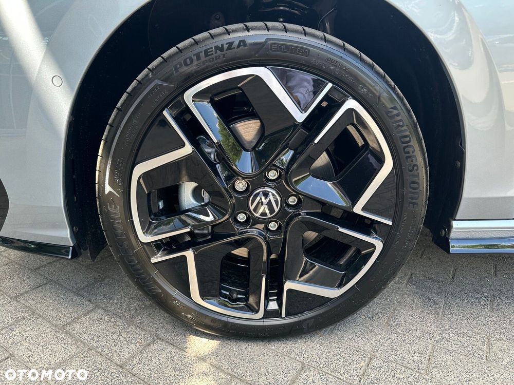 Volkswagen Golf Variant 2.0 TDI R-Line Plus DSG - 32