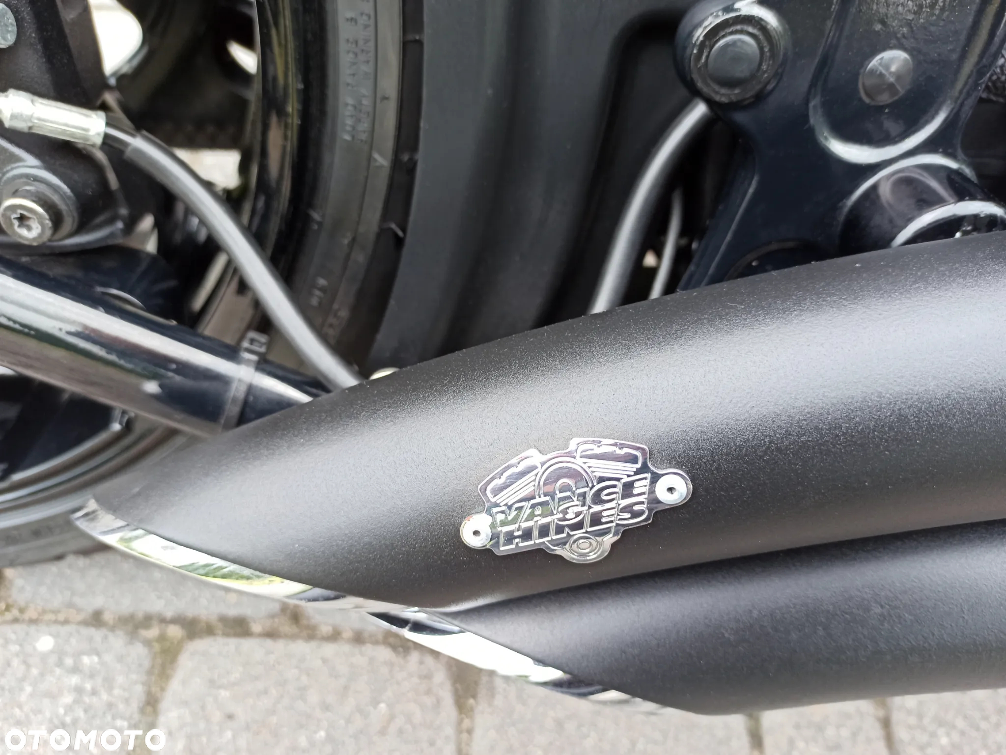 Harley-Davidson Softail Breakout - 18