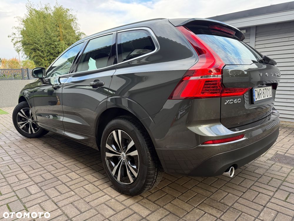 Volvo XC 60 D3 Drive-E Momentum - 3