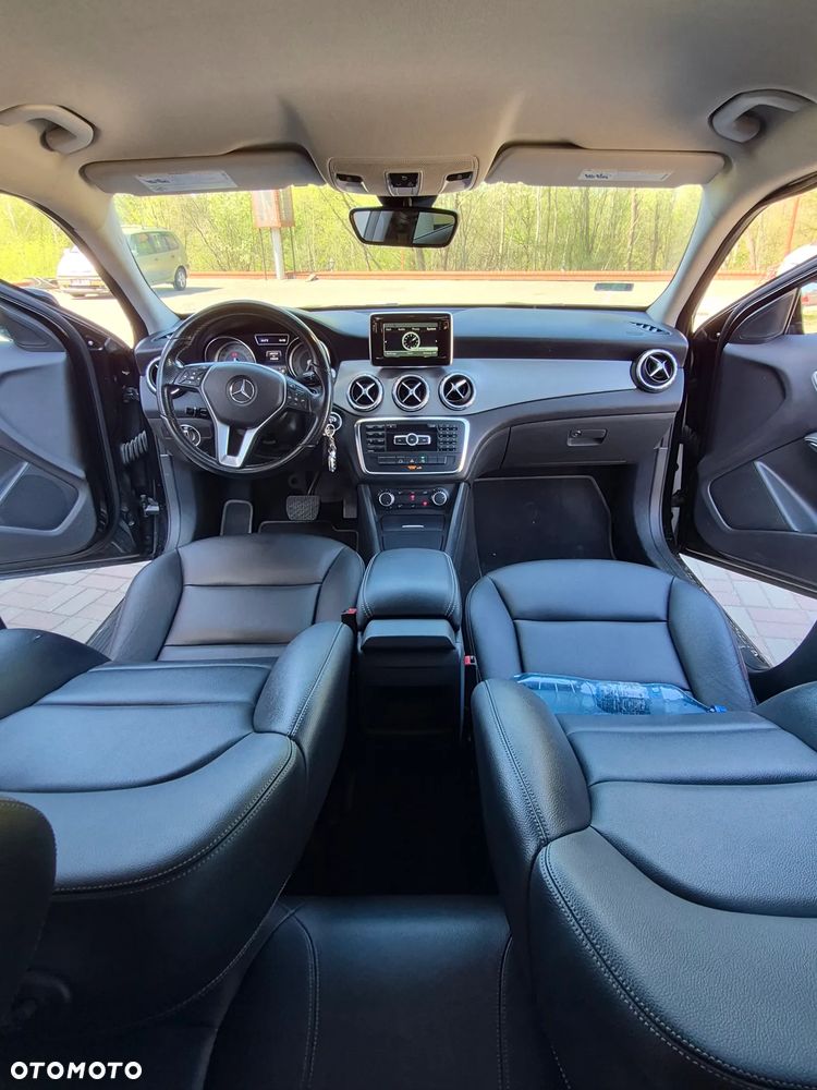 Mercedes-Benz GLA 250 7G-DCT - 6