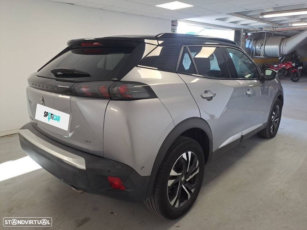 Peugeot 2008 1.5 BlueHDi GT - 4