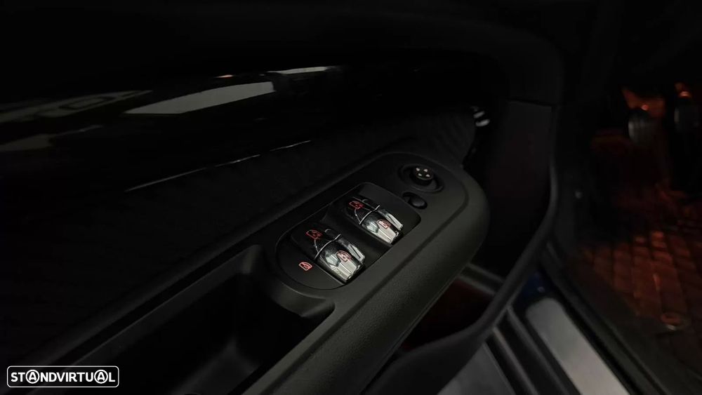 MINI Clubman One D - 32