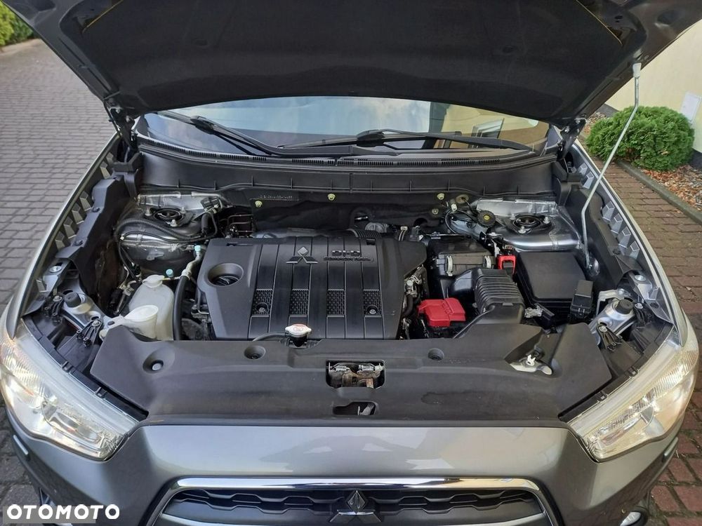 Mitsubishi ASX 1.8 DID Instyle NAVI AS&G - 12