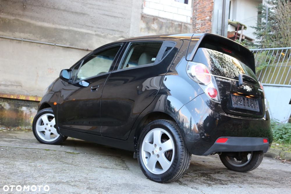 Chevrolet Spark 1.0 Premium - 4