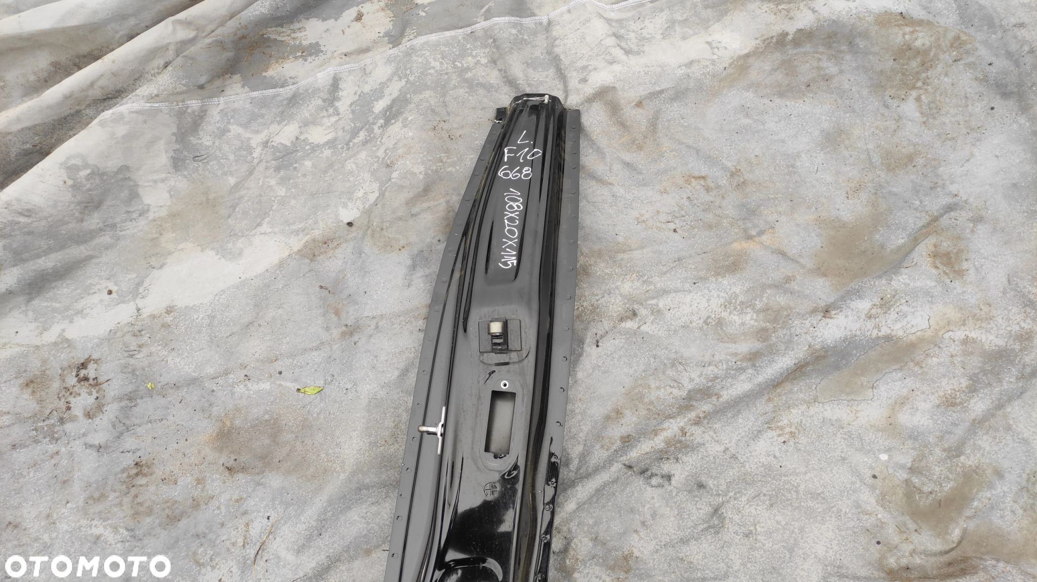PRÓG LEWY SŁUPEK B BMW F10 F11 668 SCHWARZ II 2 - 3