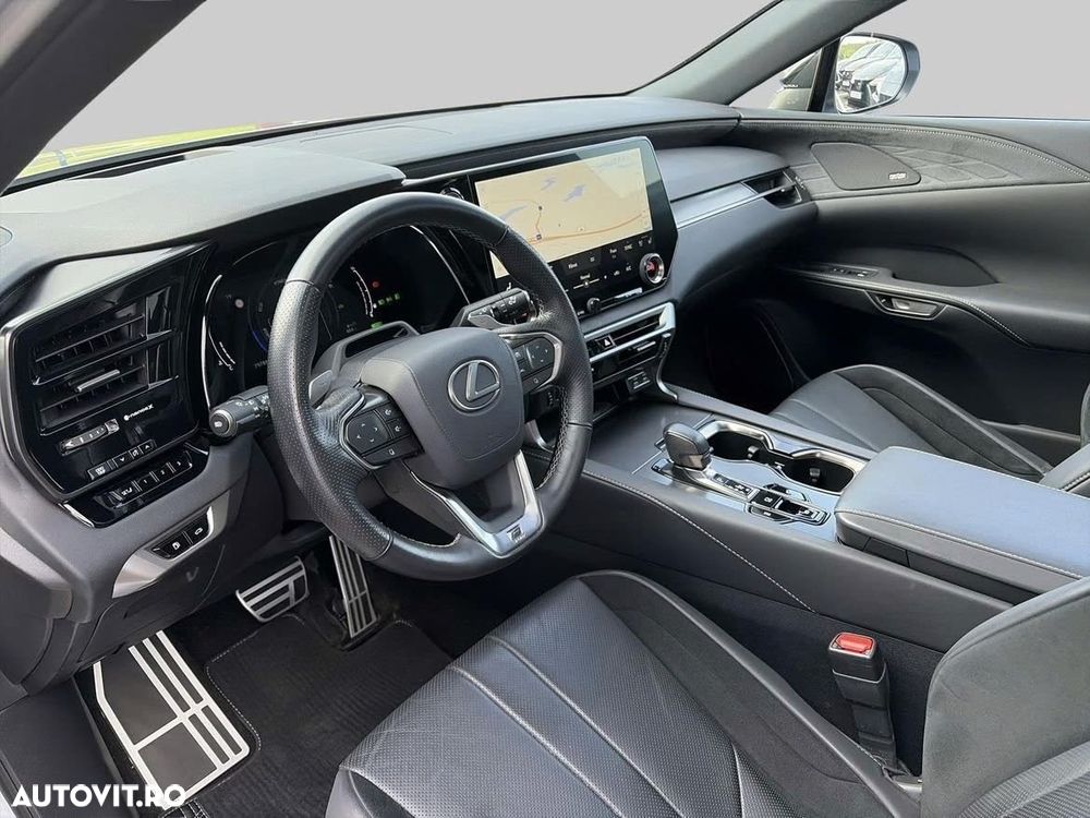 Lexus Seria RX - 10