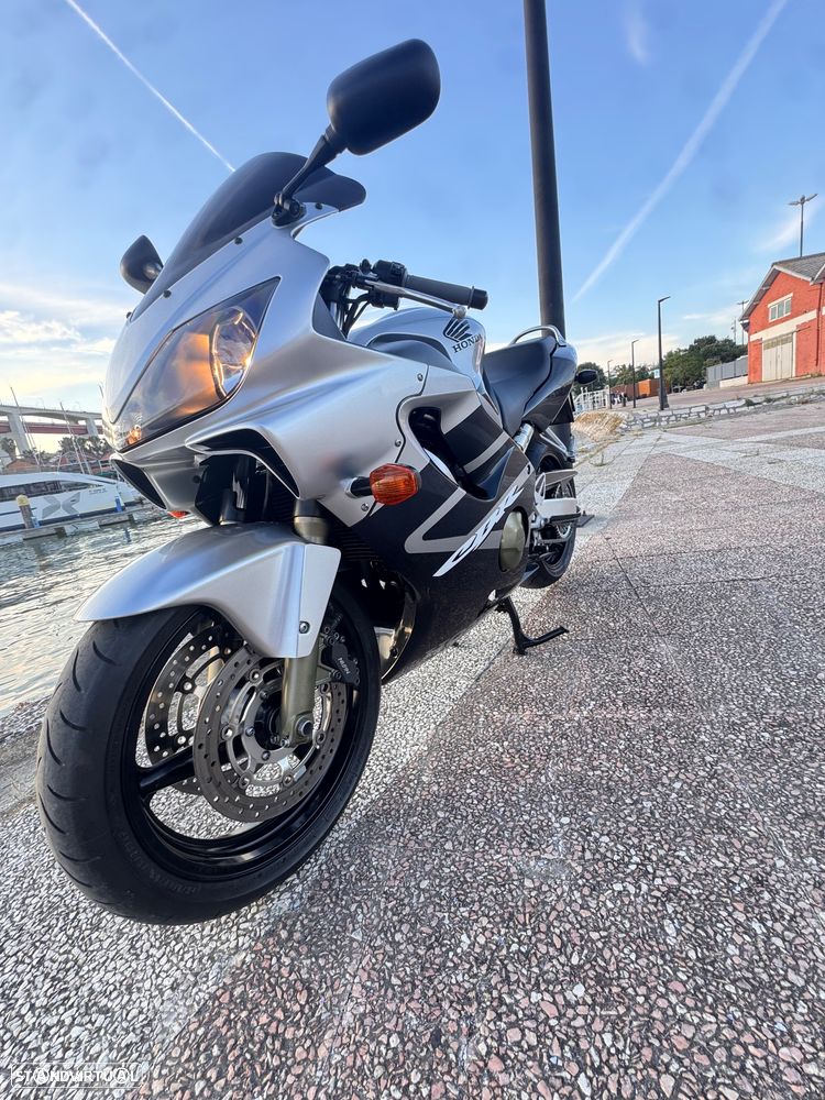 Honda CBR 600 F4 I - 2