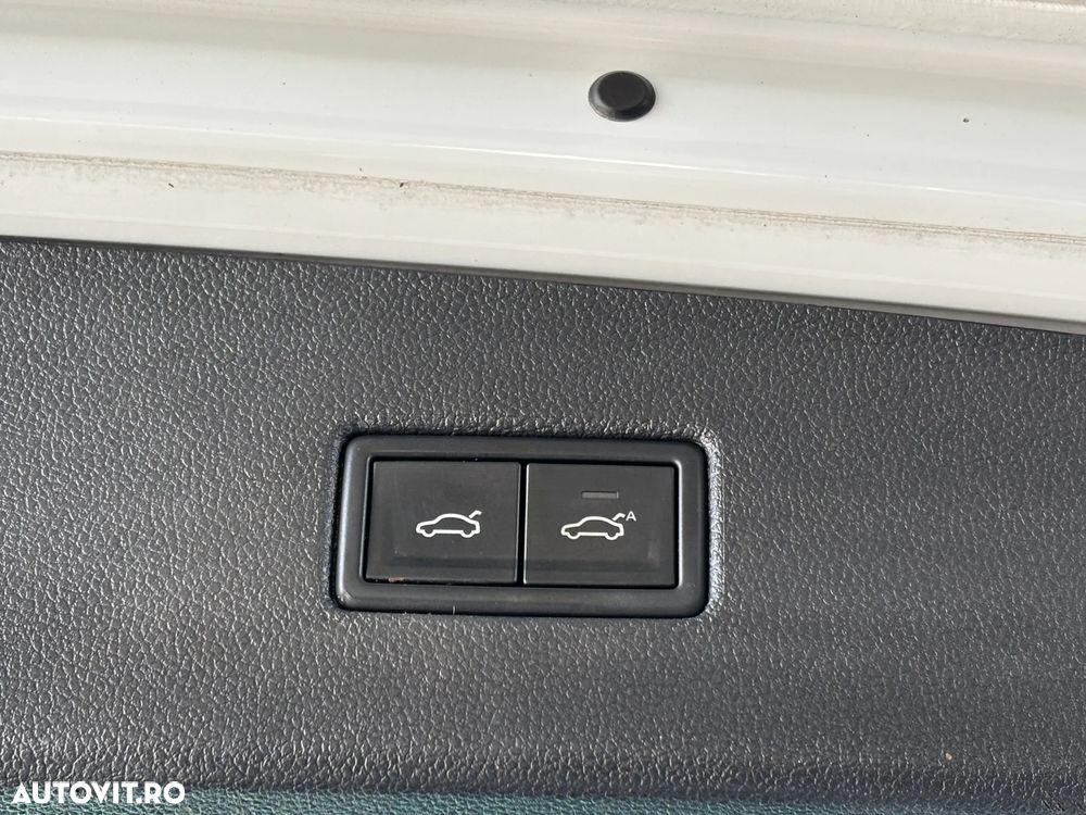 Volkswagen Tiguan 1.6 TDI SCR Comfortline - 38