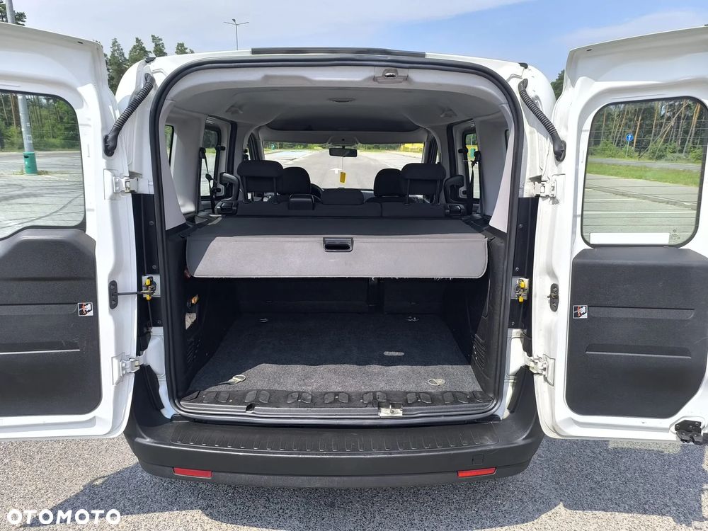 Opel Combo 1.6 CDTI Cosmo - 10