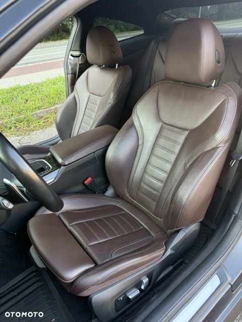 BMW Seria 4 M440i mHEV sport - 11