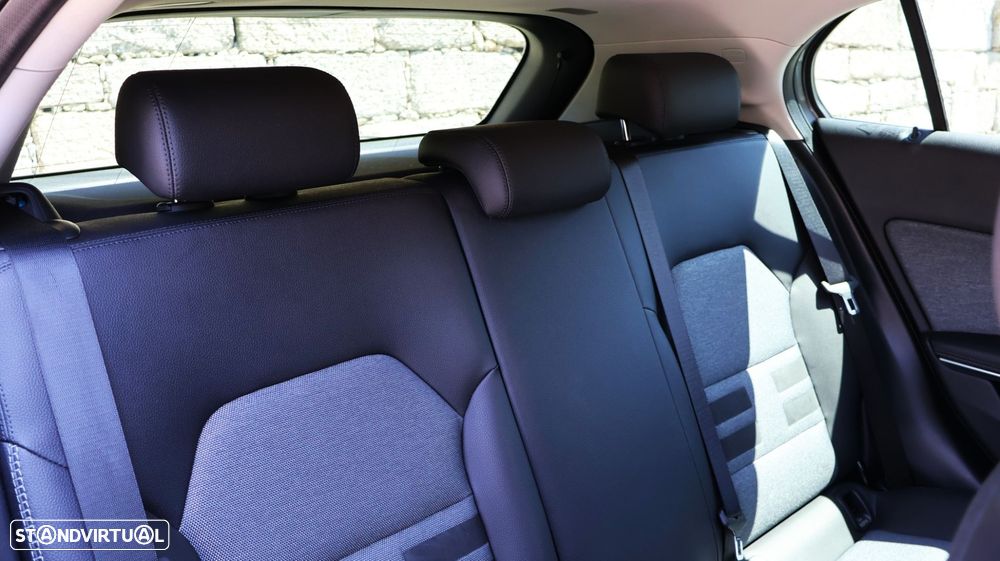 Mercedes-Benz GLA 220 d - 40