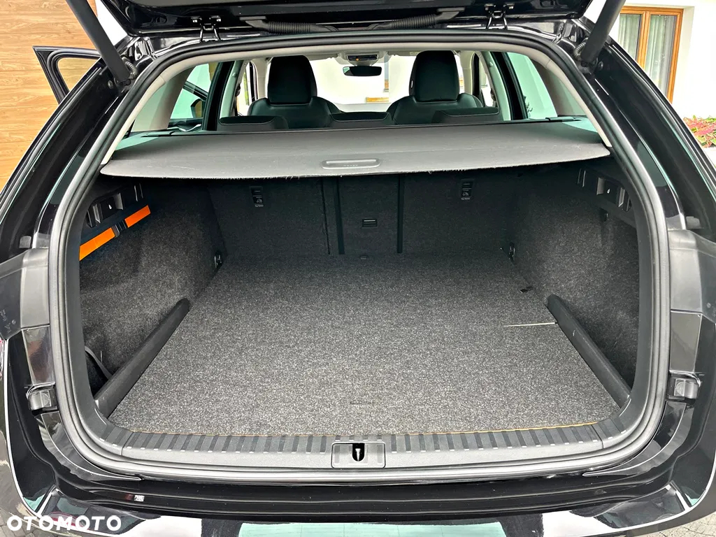 Skoda Octavia Combi 1.4 TSI iV DSG Style - 31