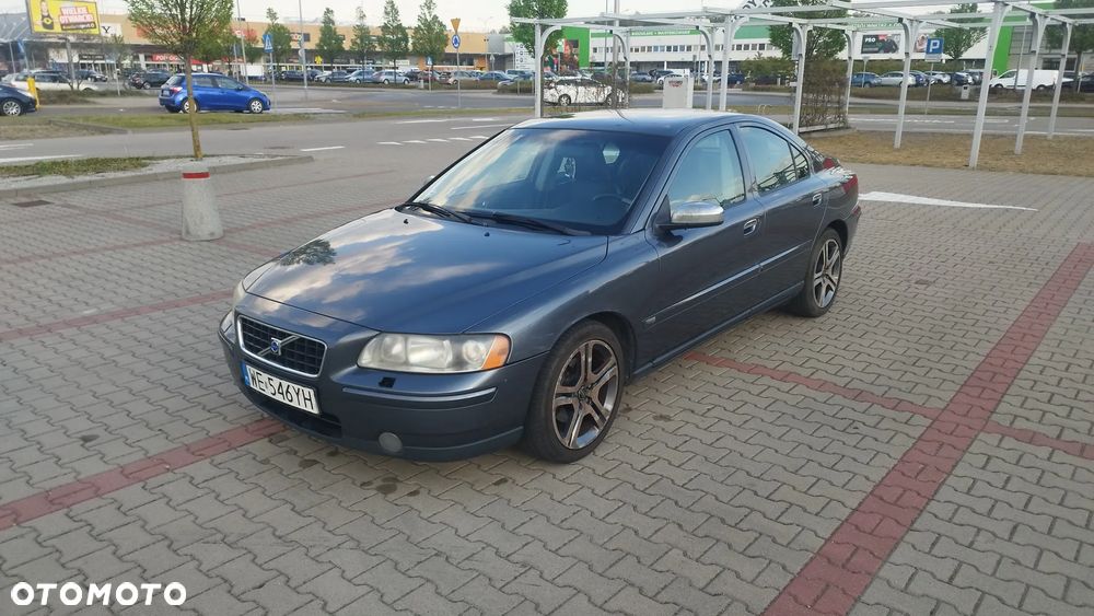 Volvo S60 2.4 Momentum - 5