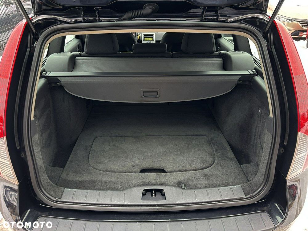 Volvo V50 - 5