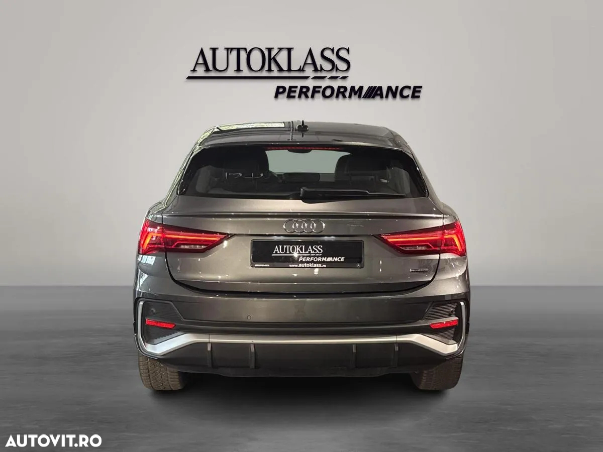 Audi Q3 Sportback 2.0 45 TFSI quattro S tronic S Line - 4