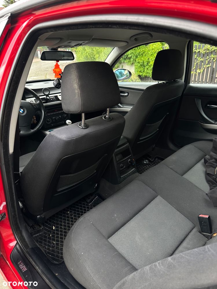 BMW Seria 3 318d - 8