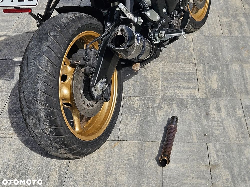 Yamaha FZ8 - 20
