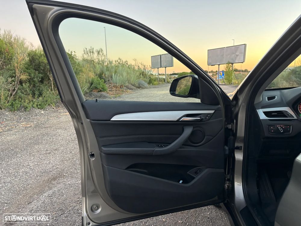 BMW X1 18 d sDrive Auto xLine - 12