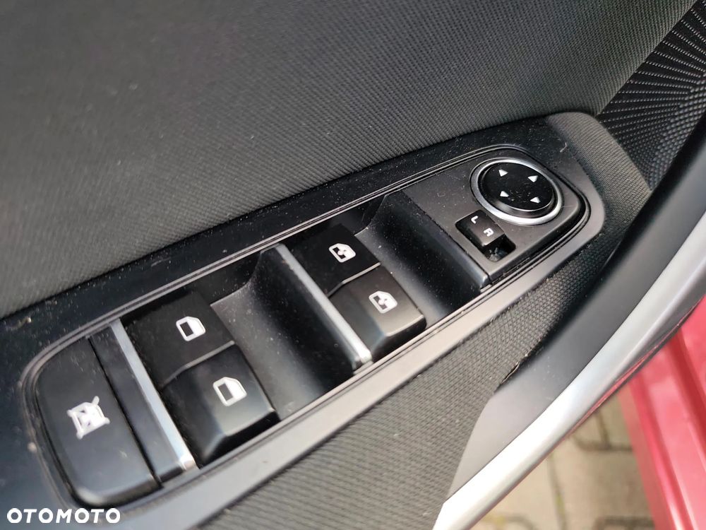 Kia Ceed 1.5 T-GDI M - 19