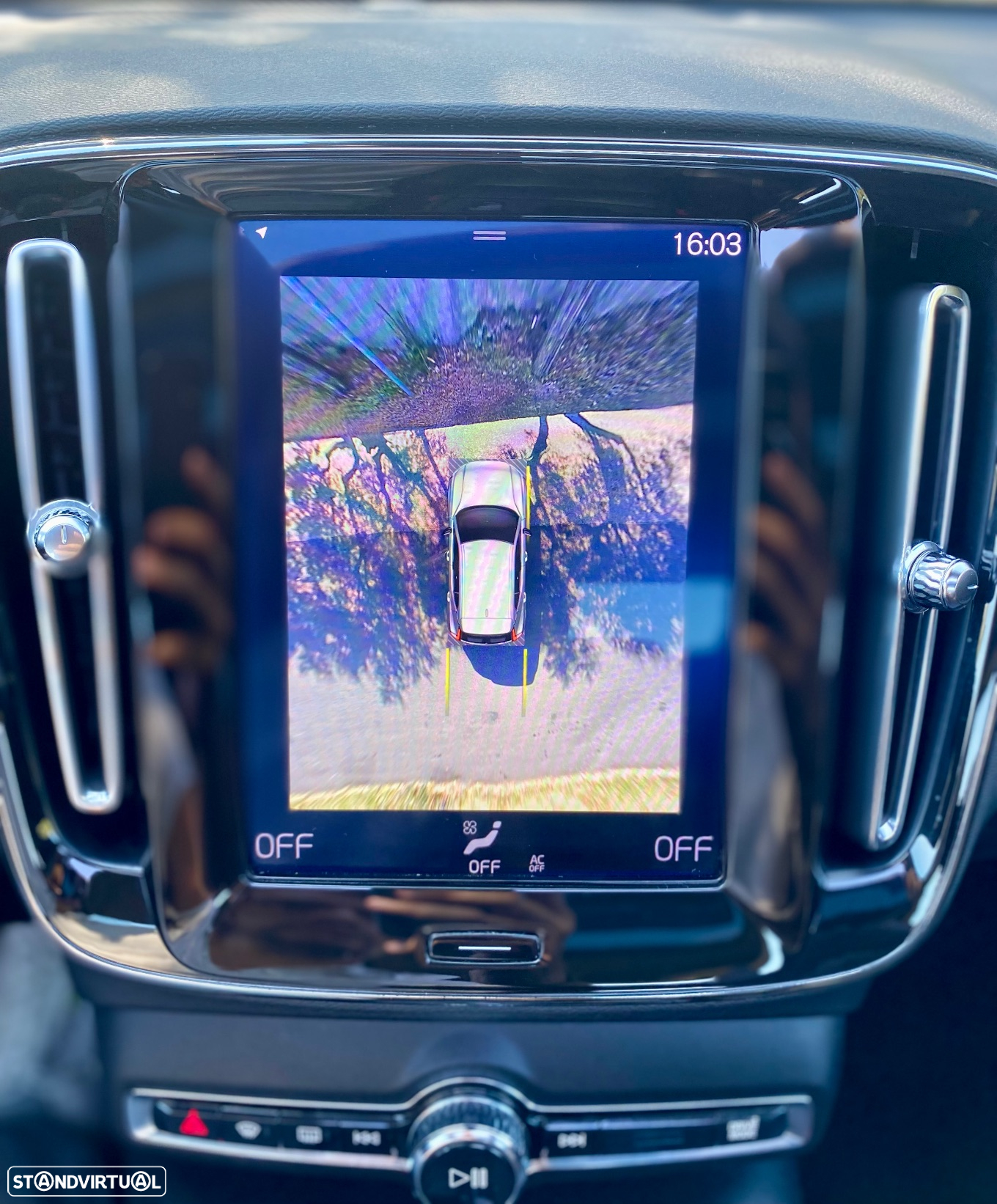 Volvo XC 40 2.0 D3 Momentum Geartronic - 27