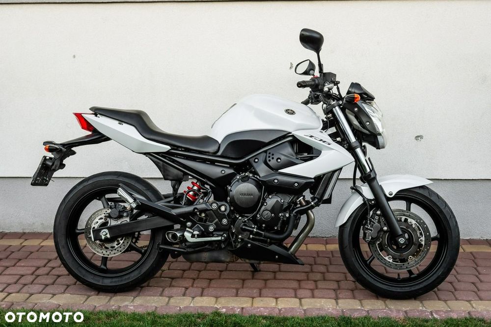 Yamaha XJ - 2