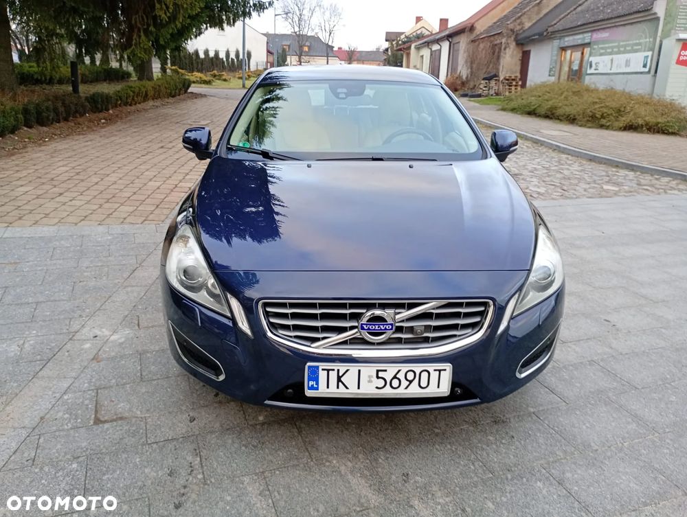 Volvo V60 T4 Edition - 13