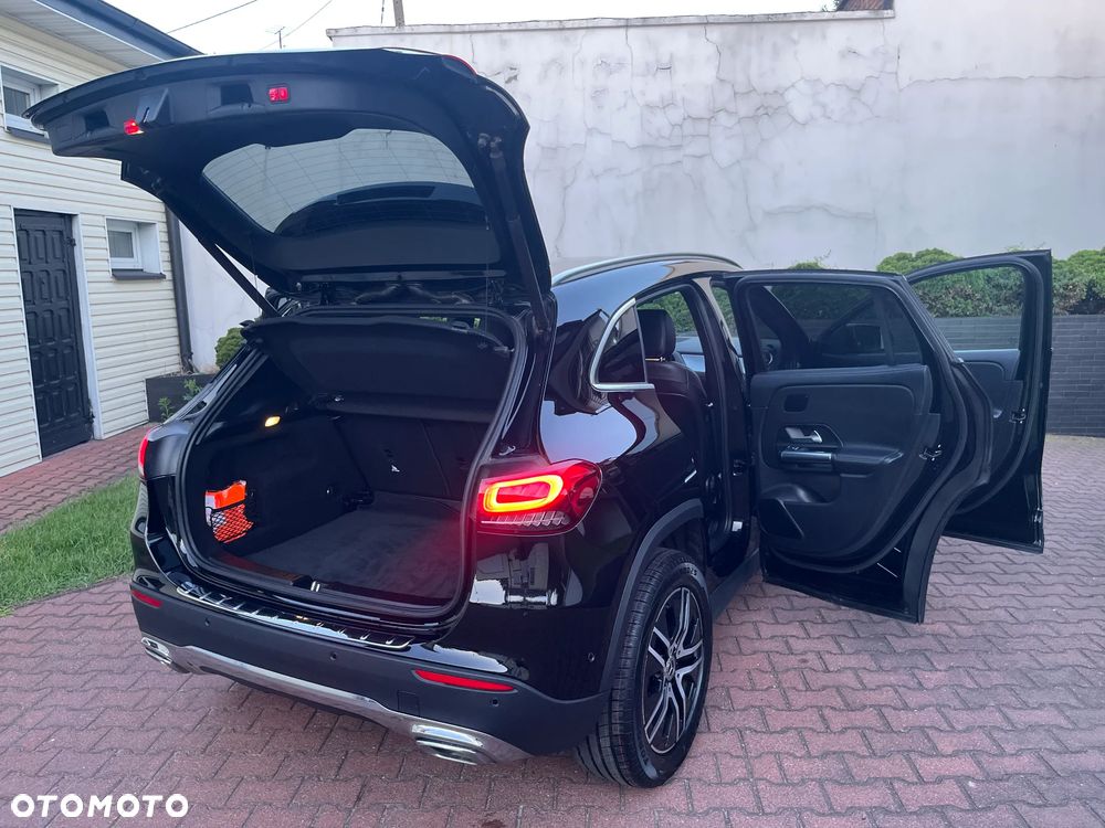 Mercedes-Benz GLA 200 Style - 32